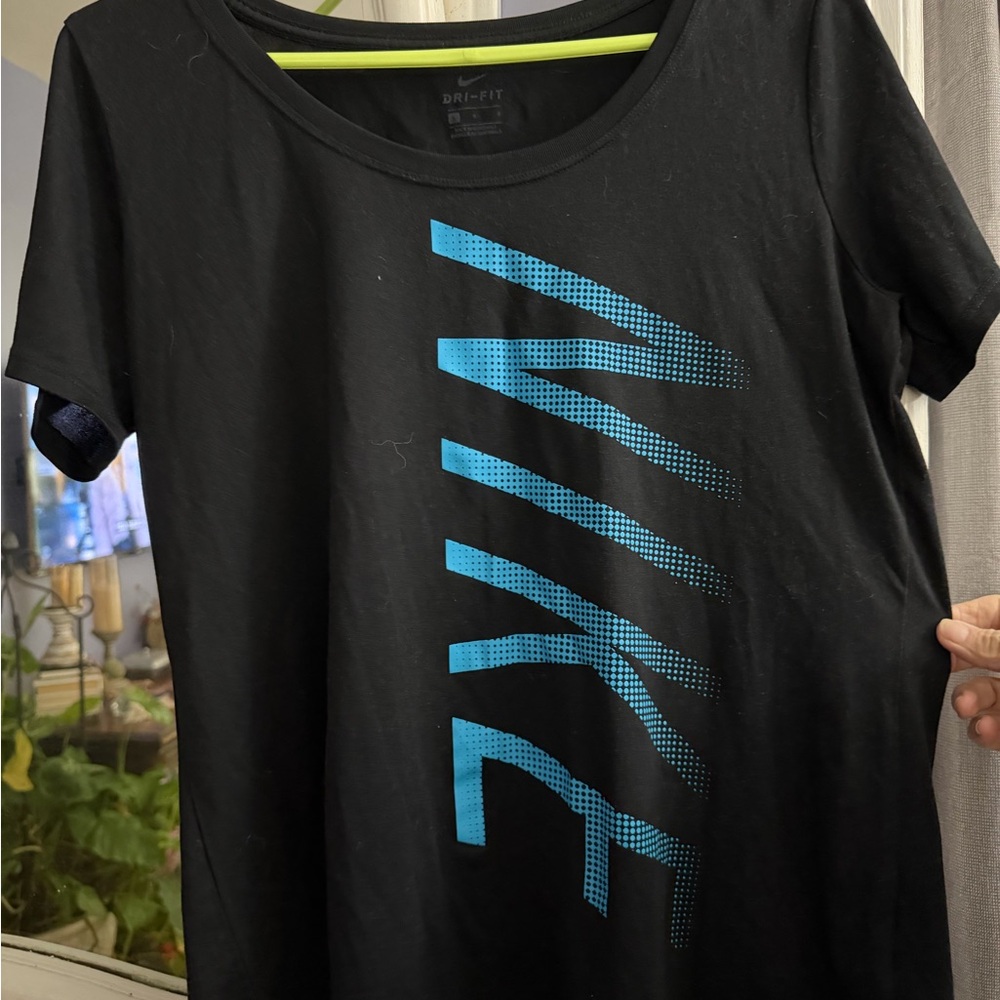 Nike Black and Blue Short Sleeve Tee